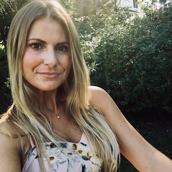Meet your Posher, Kimberly - Picture 1 of 1